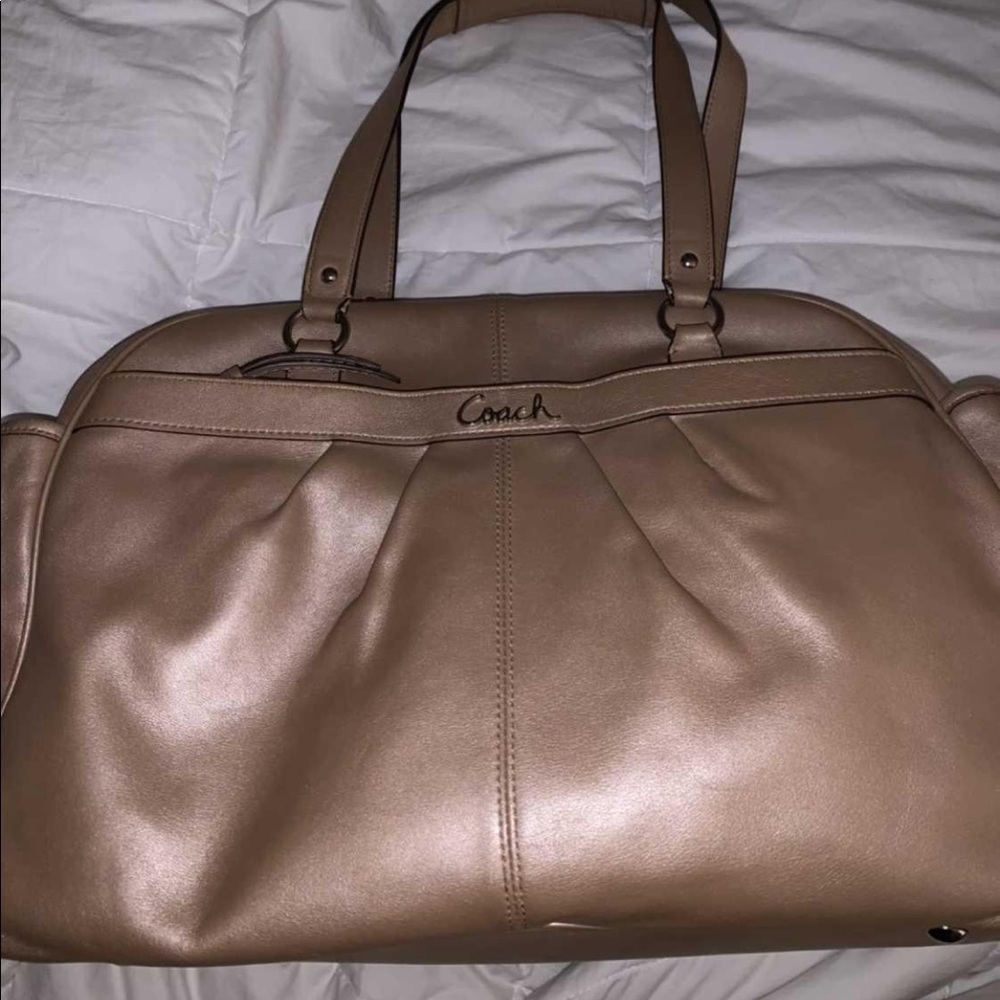Large Coach purse pearl colour